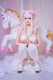 [Cosplay寫真] 萌系小姐姐蜜汁貓裘 - 糖果假期