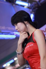 Li Zhiyou "Red Dress Uniform Car Model" คอลเลกชันรูปภาพ